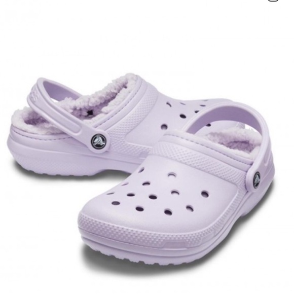 CROCS Shoes - Crocs Classic Faux Fur Lined Clogs Lavender purple Mens size 7 Womens 9 slippers